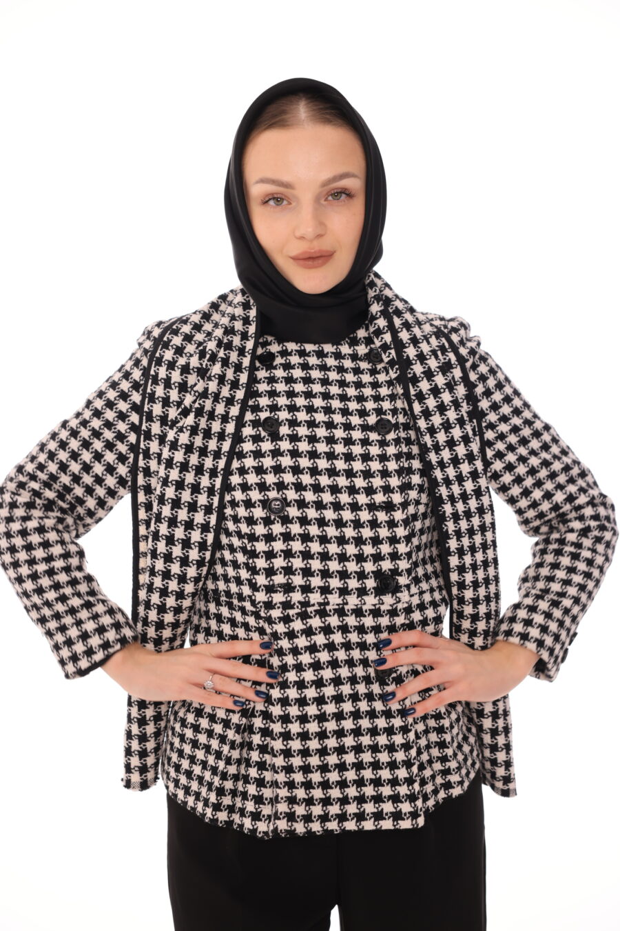 Black & White Blazer - Image 4