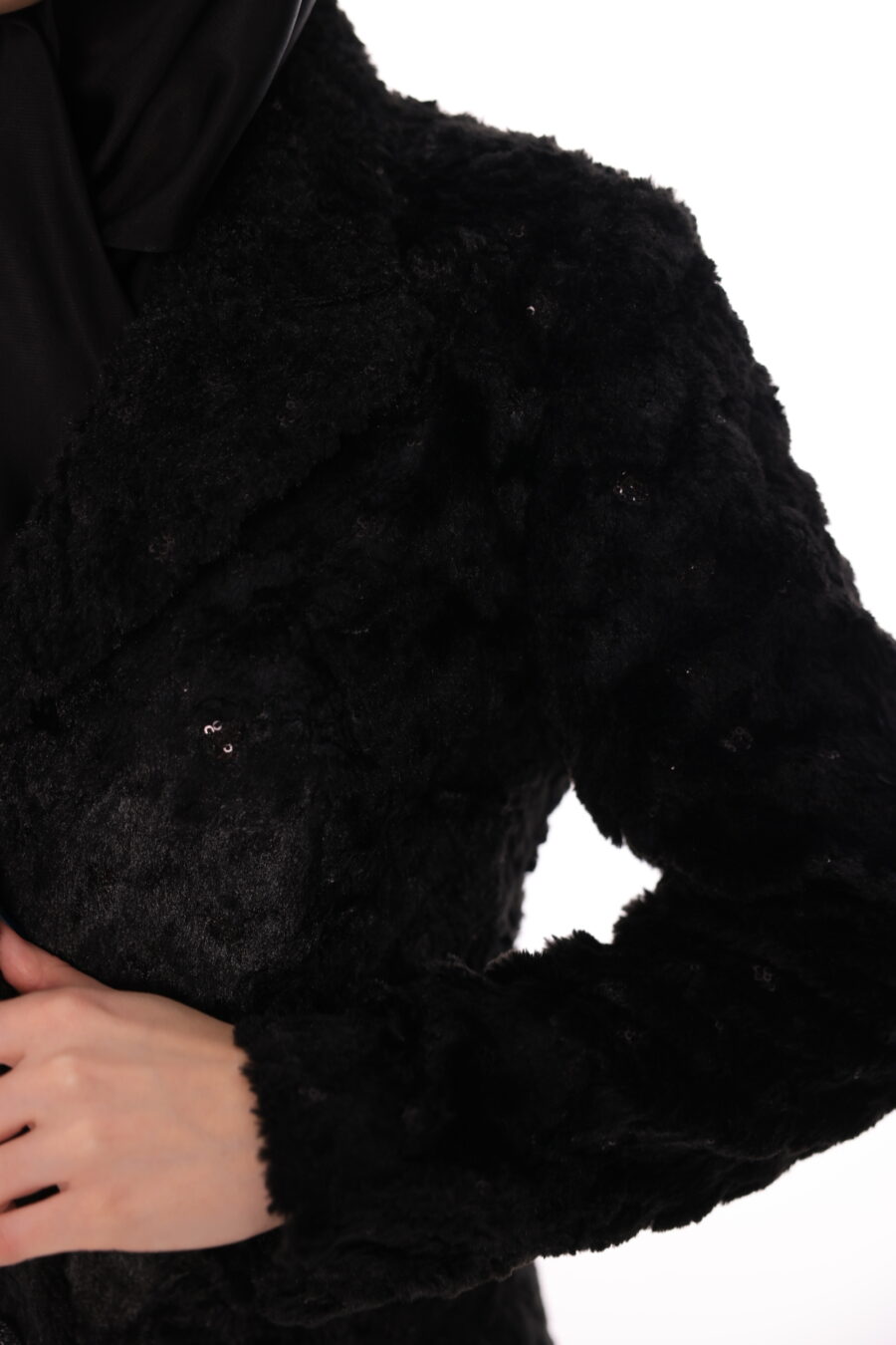 Black Feather - Image 6
