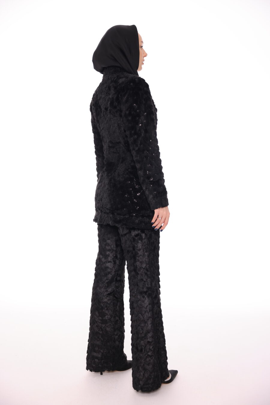 Black Feather - Image 3