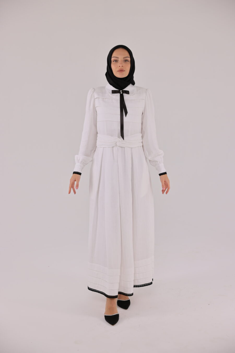 White Classic with Ribbon
